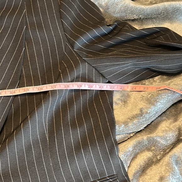 Kasper Women's Dark Pinstripe Blazer - Picture 5 of 7